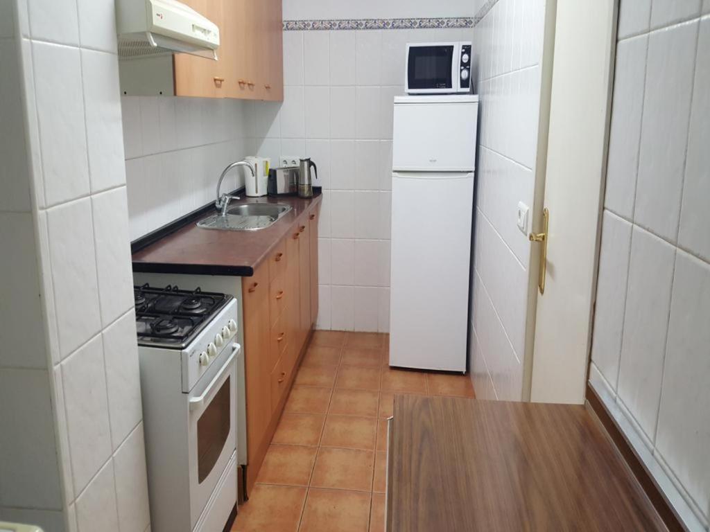 Apartment BENIDORM OFERT. APT LEVANTE BEACH, Benidorm, Spain ...