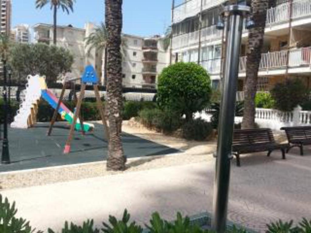 Apartment BENIDORM OFERT. APT LEVANTE BEACH, Benidorm, Spain ...