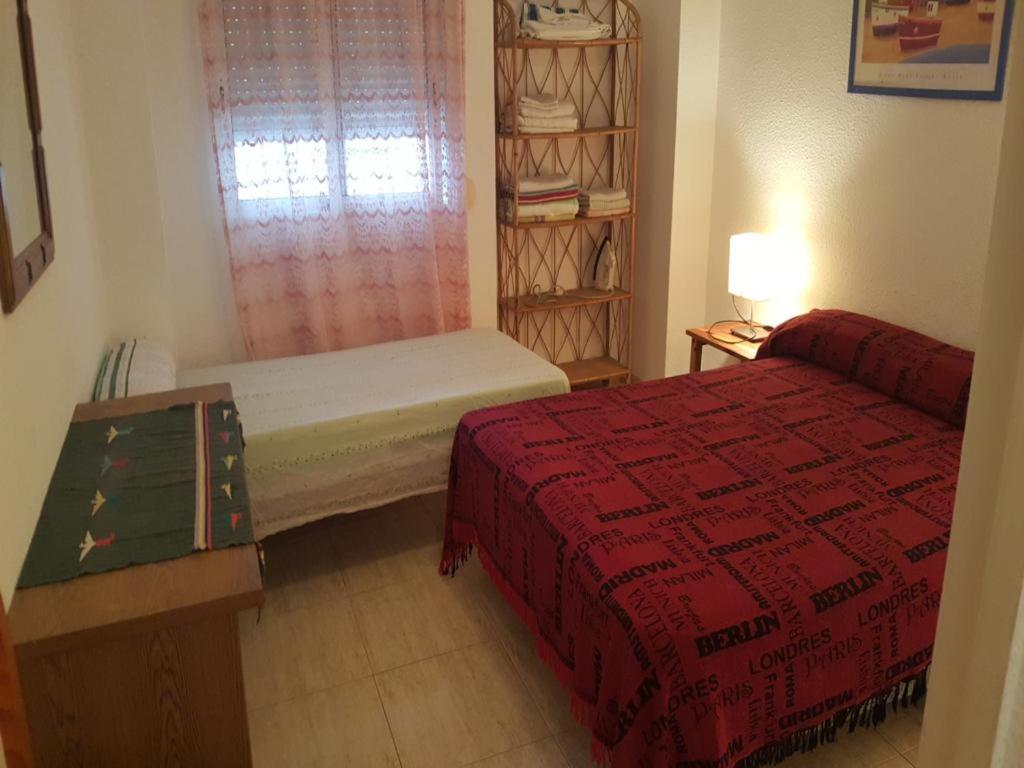 Apartment BENIDORM OFERT. APT LEVANTE BEACH, Benidorm, Spain ...