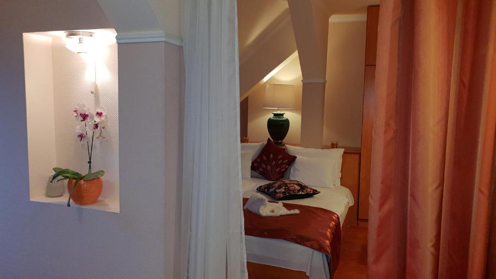 Hotel Isabell Gyor - Resim 25