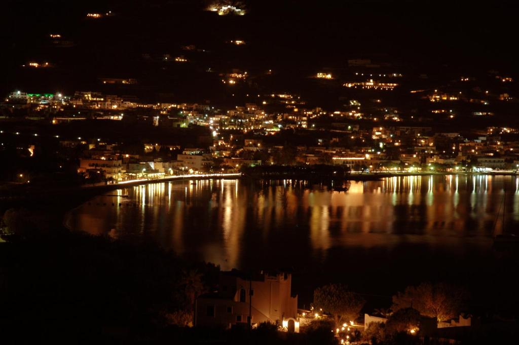 Paros Paradise Apartments - 16