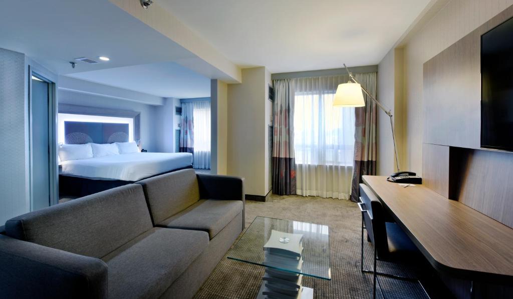 DoubleTree by Hilton Ottawa Downtown - Resim 39