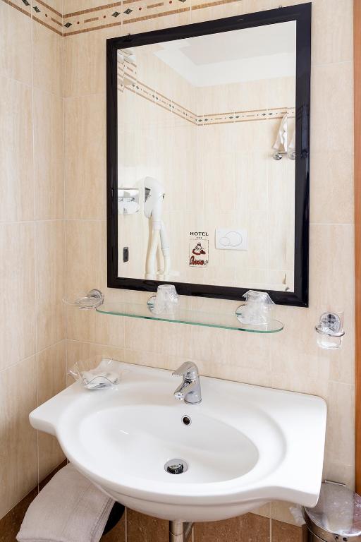 Koupelna v ubytování Hotel Bixio
