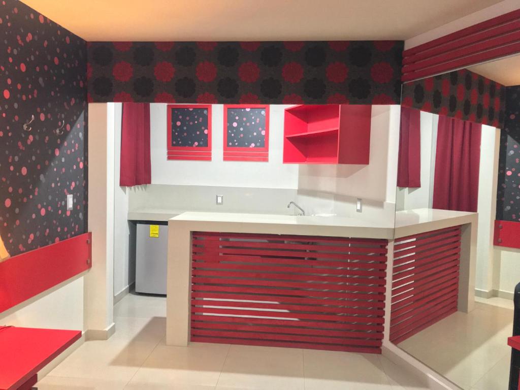 Kuchyň nebo kuchyňský kout v ubytování Palacio Rojo Hotel Familiar