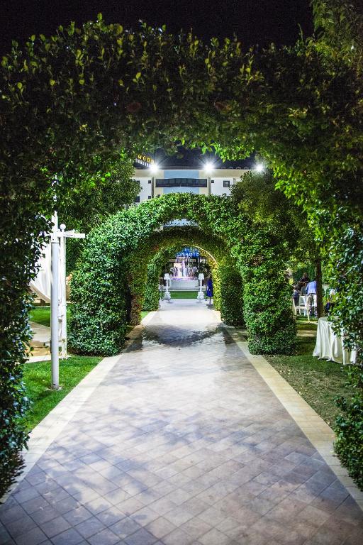 Zahrada ubytování Edra Palace Hotel & Ristorante