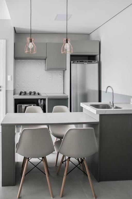  Apartamento Decorado e com Piscina