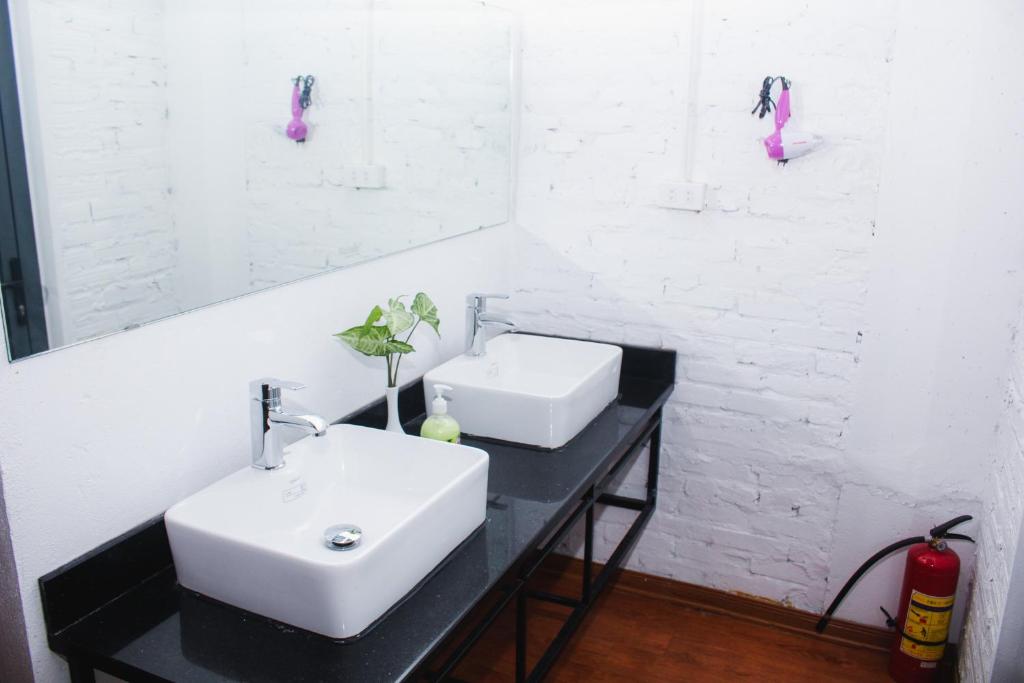 AROMA Ha Long Hotel - 8