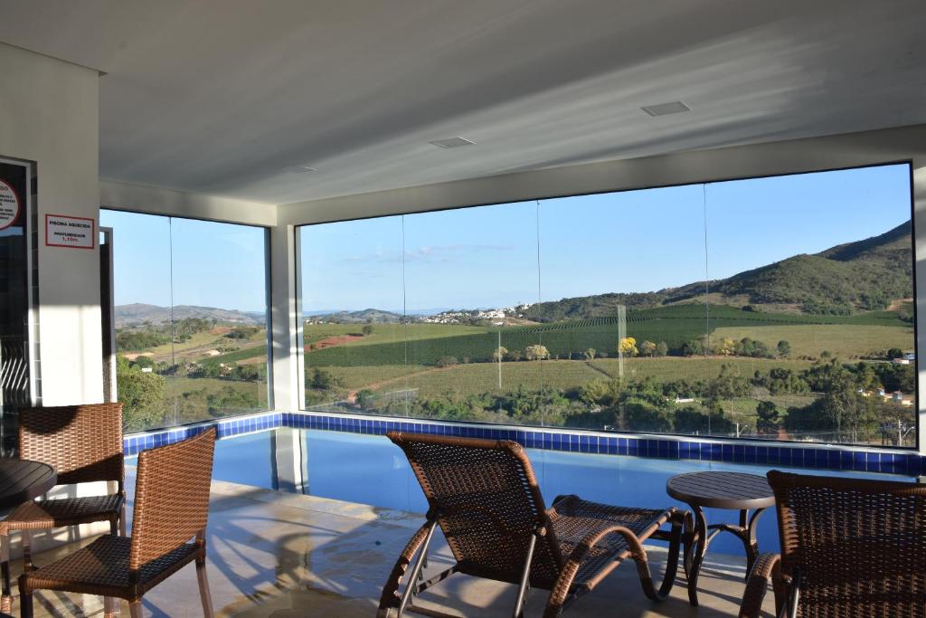  Escarpas resort