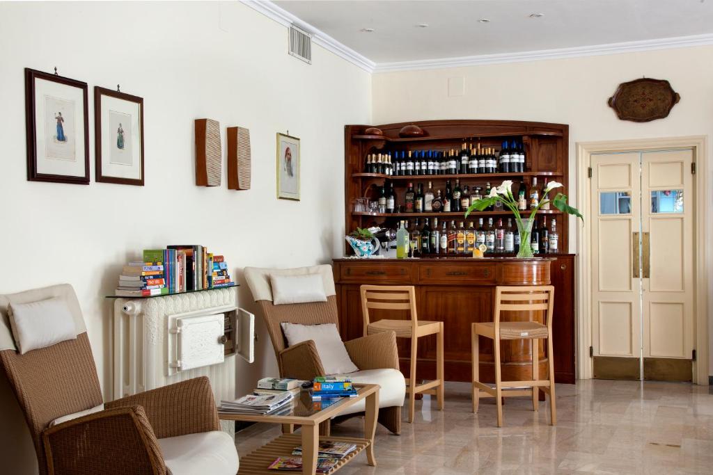 Nápoje v ubytování Hotel Del Corso