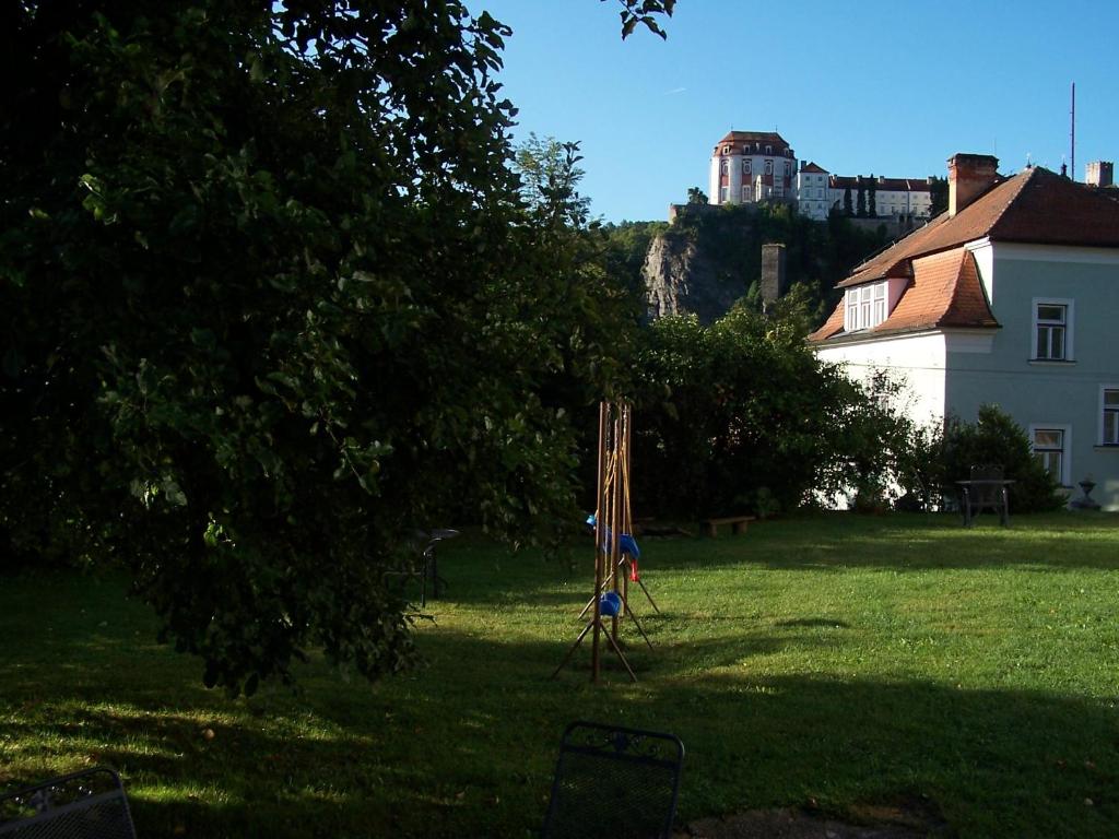 Zahrada ubytování Penzion Jelen Vranov nad Dyjí