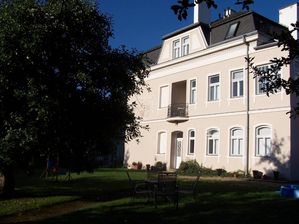 Zahrada ubytování Penzion Jelen Vranov nad Dyjí