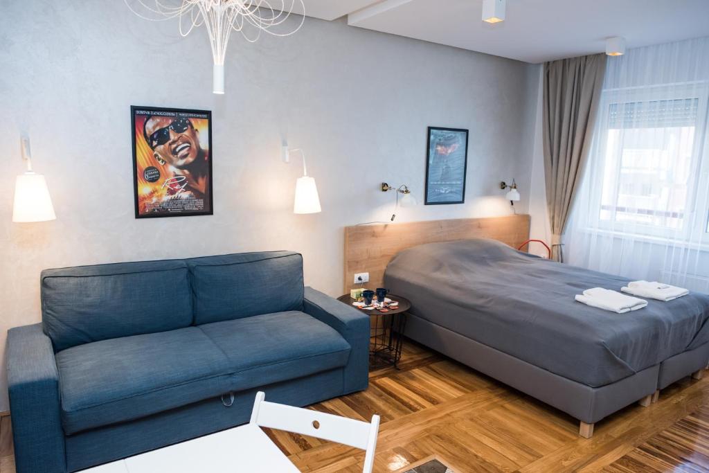 Apartman Donner Centar - Appartement