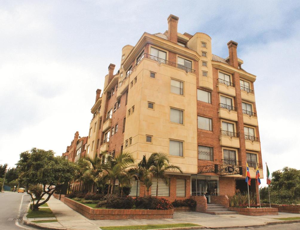 an image of a building at Hotel Suites 108 in Bogotá