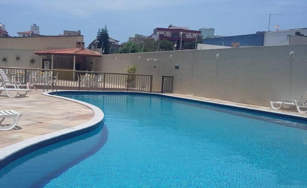 A piscina localizada em Fantastica Cobertura Praia do Forte ou nos arredores