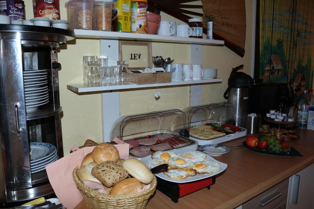 Jídlo v hotelu nebo okolí