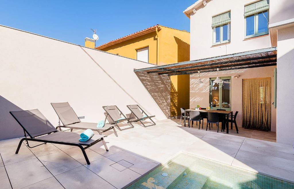 Bazén v ubytování CASA DEL PI nebo v jeho okolí