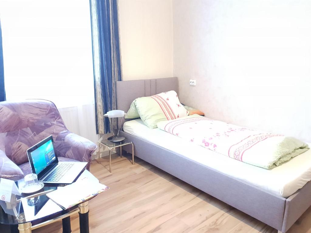 Postel nebo postele na pokoji v ubytování Hotel Alte Post