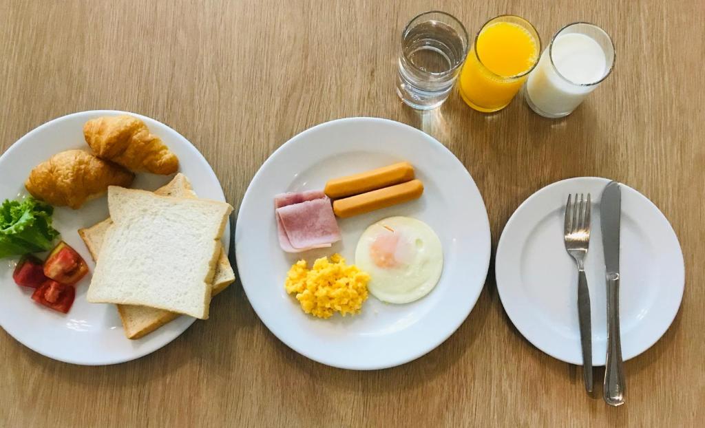 Jídlo v hotelu nebo okolí
