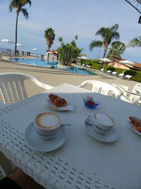 Rosy Hotel Residence