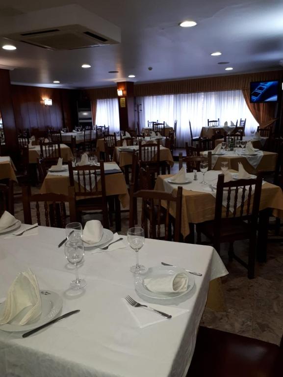 Hotel 2 de mayo 2, Xinzo de Limia – Updated 2022 Prices