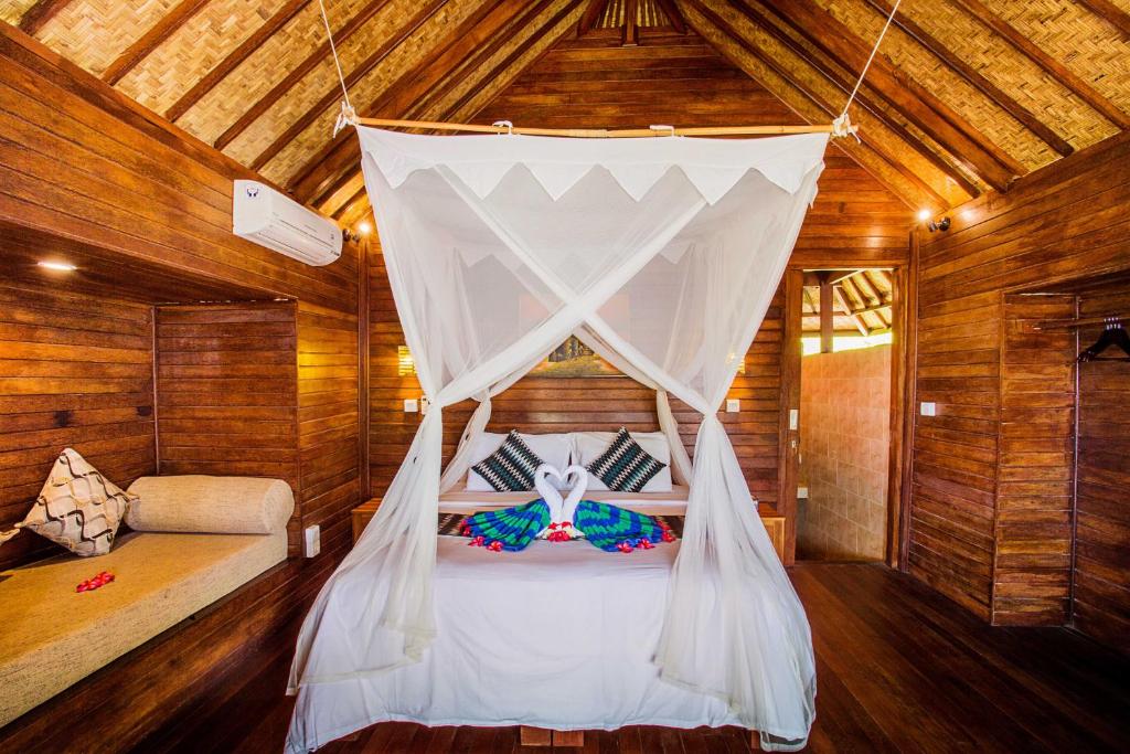 D'Coin Lembongan - 1