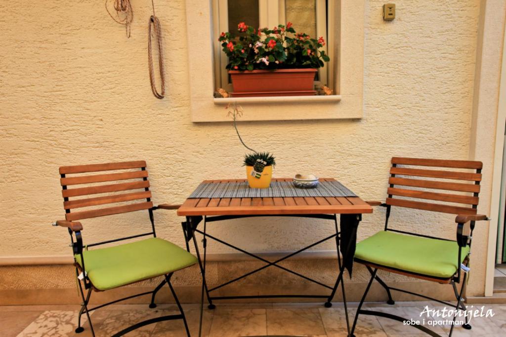 Fotografie z fotogalerie ubytování Apartment & Rooms Antonijela v destinaci Bol
