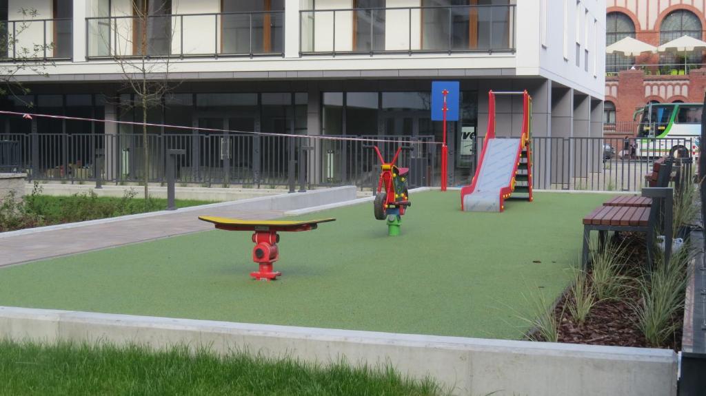 Vista Residence Spire - 16