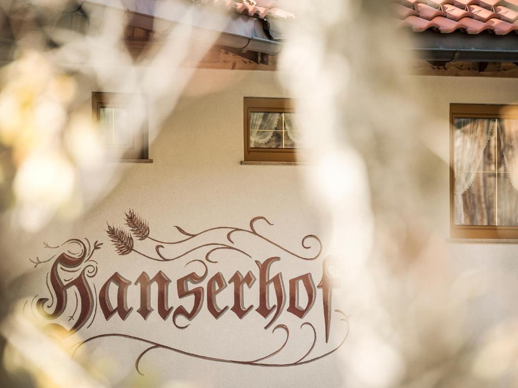 Certifikát, hodnocení, plakát nebo jiný dokument vystavený v ubytování Hanserhof