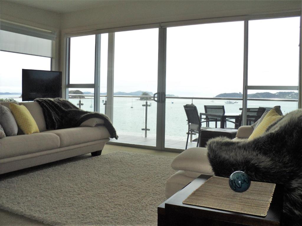 Edgewater Palms Apartments - Resim 17