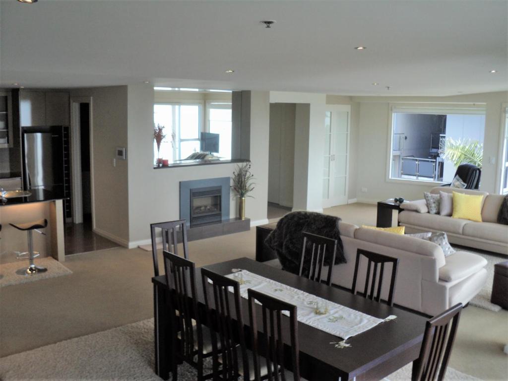 Edgewater Palms Apartments - Resim 18