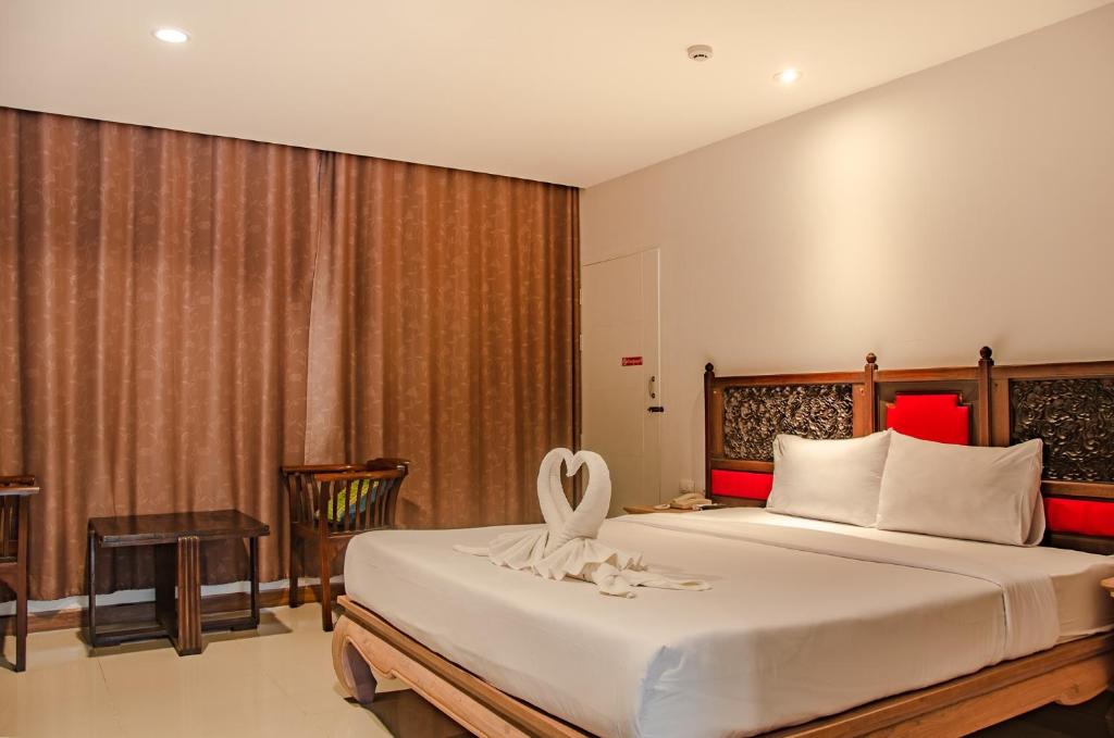At Ruam Chok Hotel - Resim 45