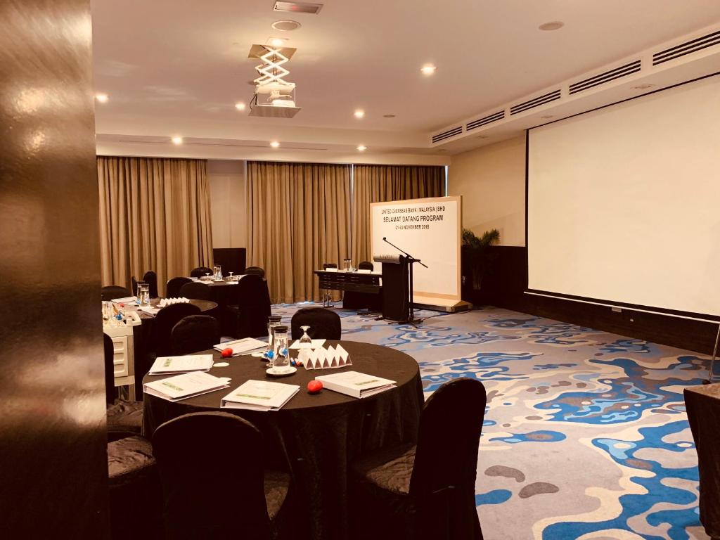 Der Geschäftsbereich oder Konferenzraum in der Unterkunft KL Service Suites at Times Square KL