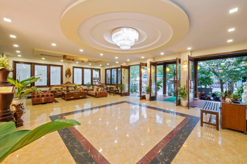 Posezení v ubytování Kiman Hoi An Hotel