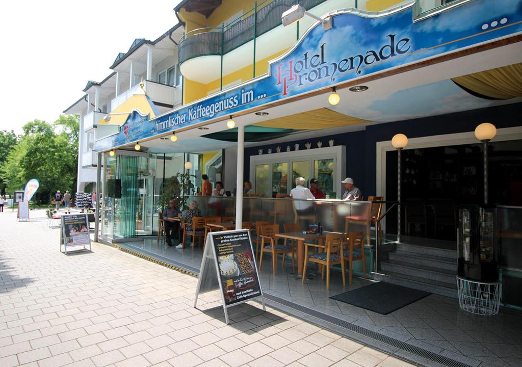 Restaurace v ubytování Hotel Promenade