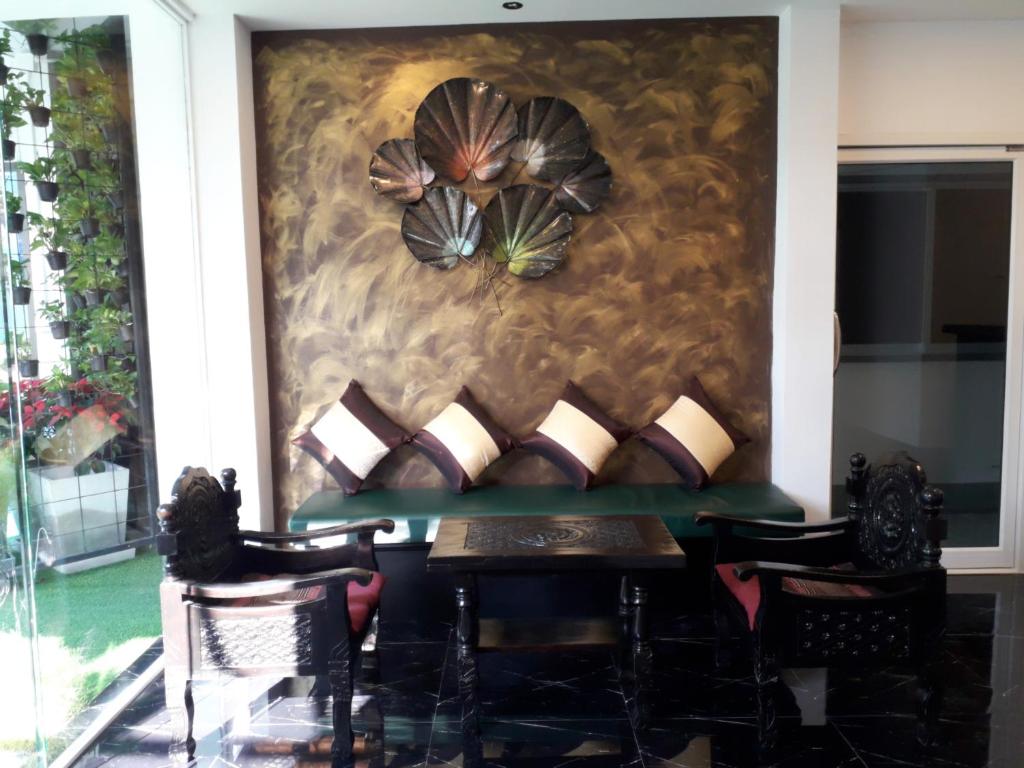 NorthLands House Hotel - Resim 36