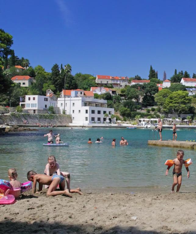 Příroda nedaleko aparthotelu