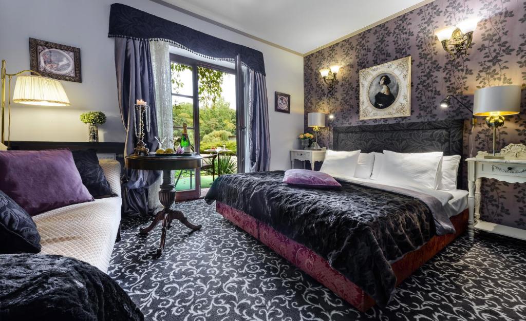 Dwór Giemzów Hotel - Autostrada A1 - Resim 13