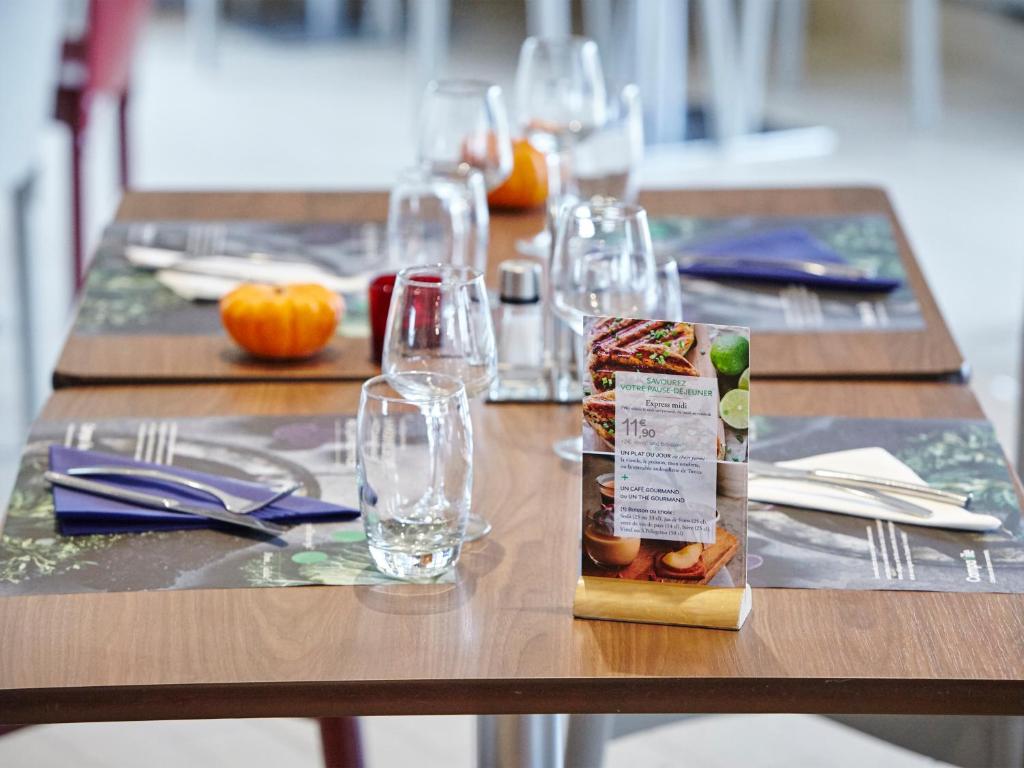 Campanile Dijon Nord - Toison D'or - Resim 43