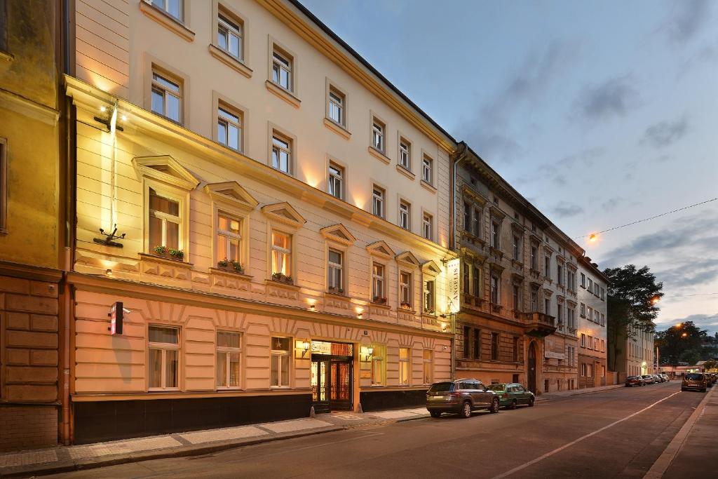 Budova, kde se hotel nachází