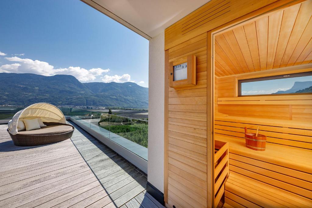 Nespecifikovaný výhled na hory nebo výhled na hory při pohledu z hotelu