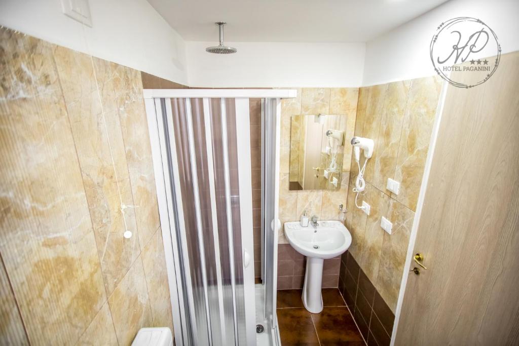 Kúpeľňa v ubytovaní Hotel Paganini