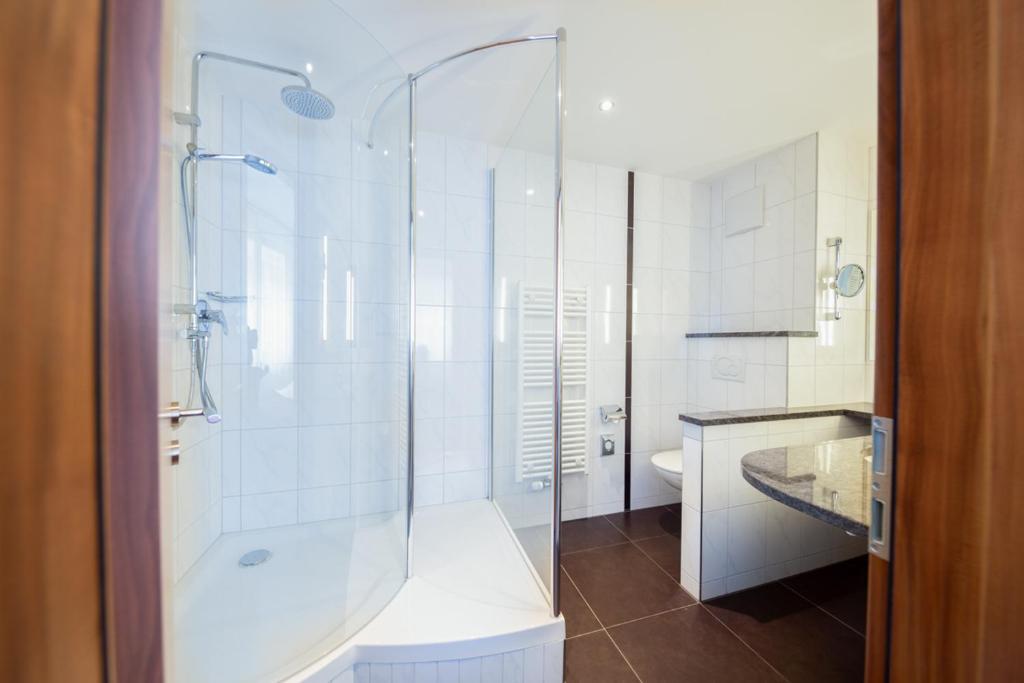 Koupelna v ubytování Kronenhotel