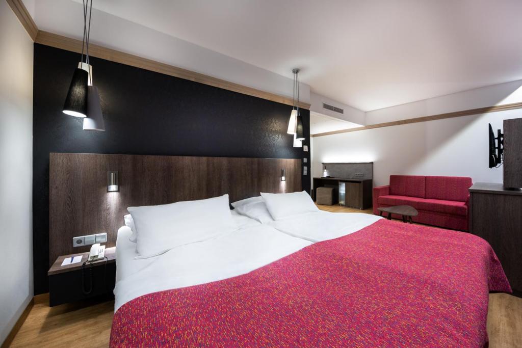 Kronenhotel - Resim 29