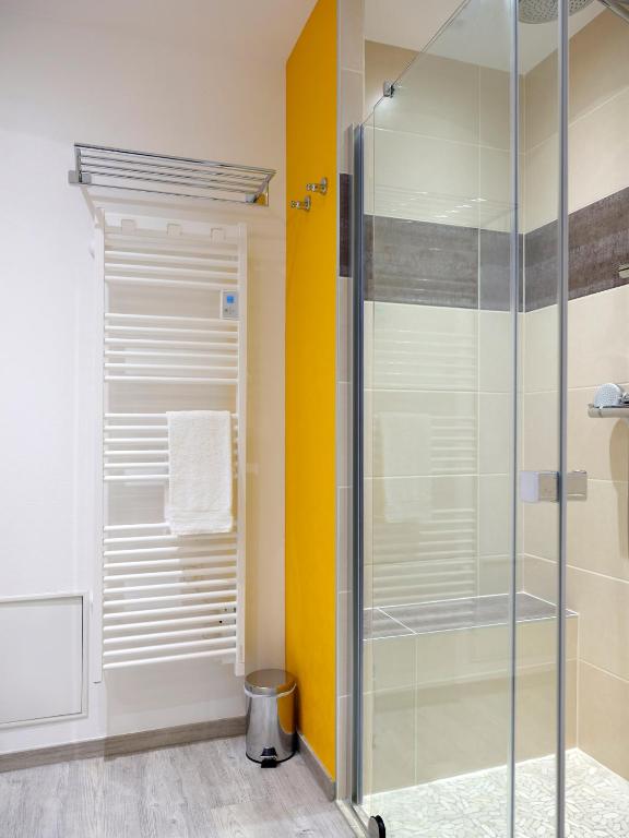 Les Suites Du Cygne – photo 32