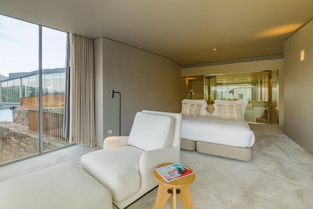 Octant Douro - Suite With River View