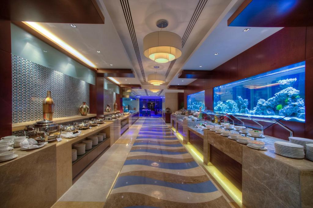 Restaurace v ubytování Oceanic Khorfakkan Resort & Spa