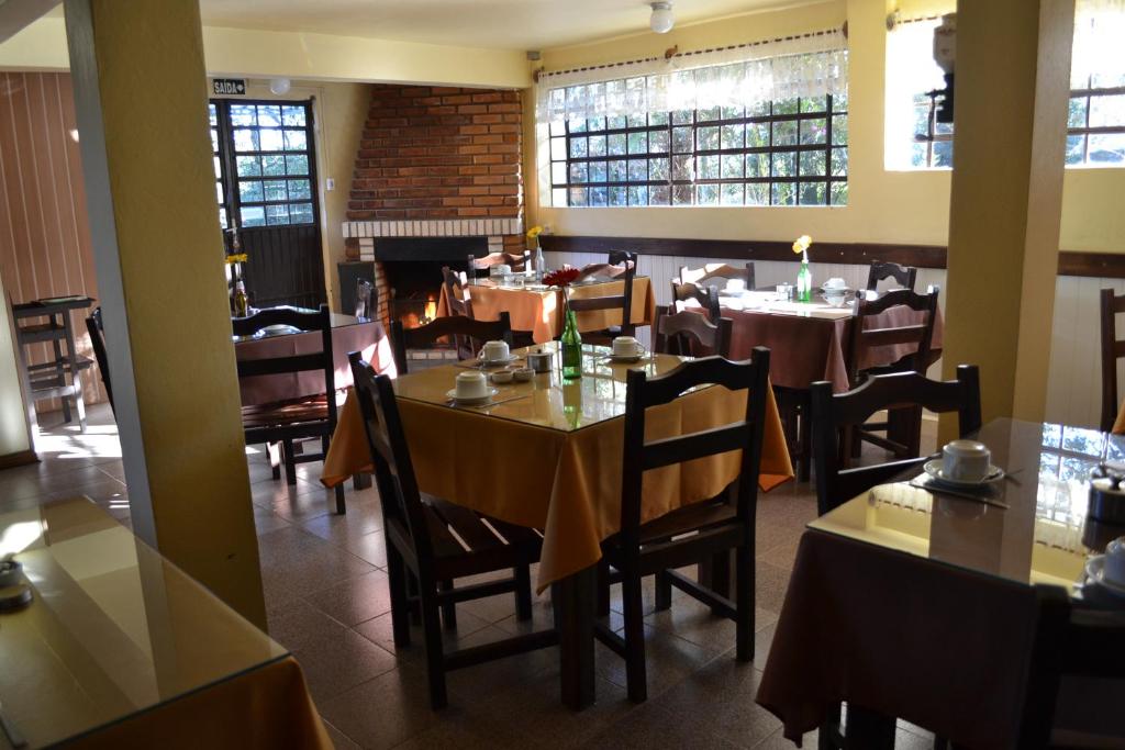  Hotel Pousada Dos Pinheiros