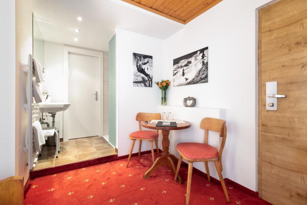Posezení v ubytování Frieden DAS Alpine Panorama Hotel