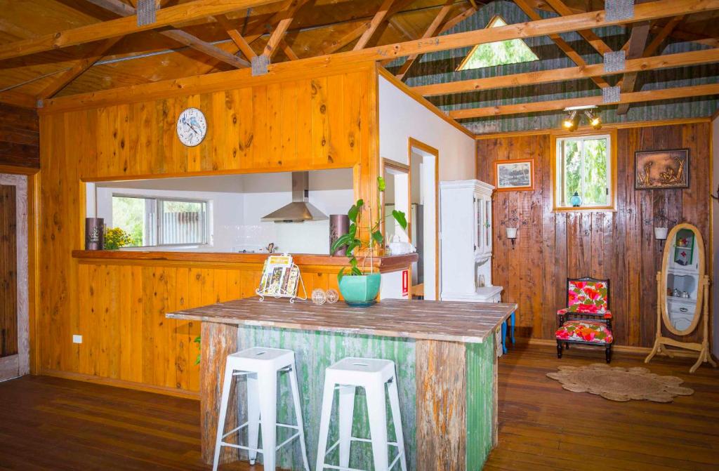 Kuchyň nebo kuchyňský kout v ubytování Peppercorn Cabin