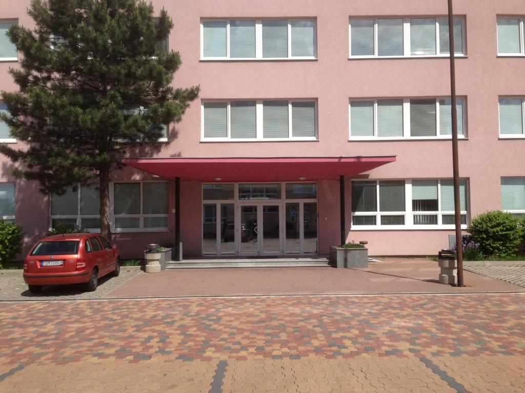 Budova, kde se hotel nachází